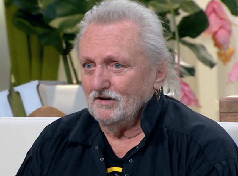 Elhunyt Benkő László…